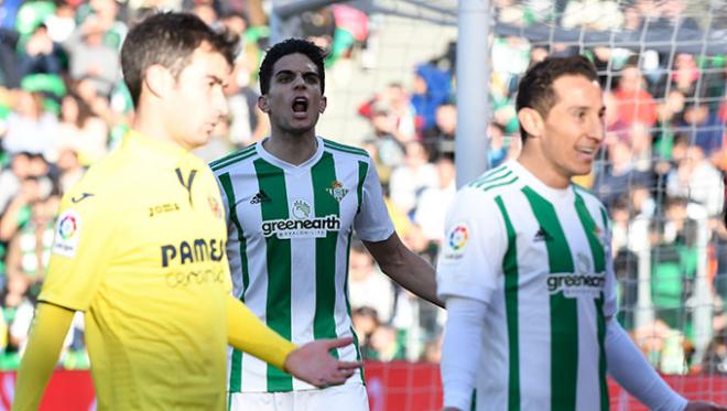 Bartra ante el Villarreal (Foto: Kiko Hurtado).