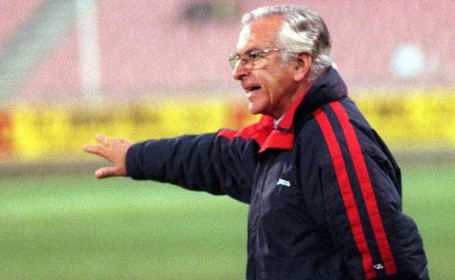 El entrenador Felipe Mesones.