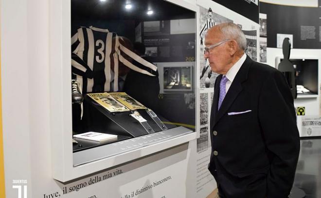 Luis del Sol en su visita al museo de la Juventus (foto: Juventus FC).