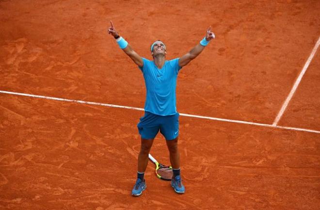 Nadal celebrando el título.