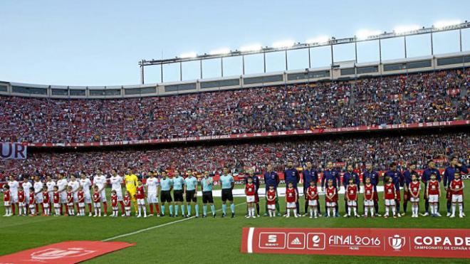 La última final copera del Sevilla ante el Barcelona.