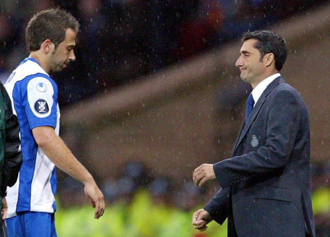 Valverde con Tamudo en la final de la UEFA 2007.