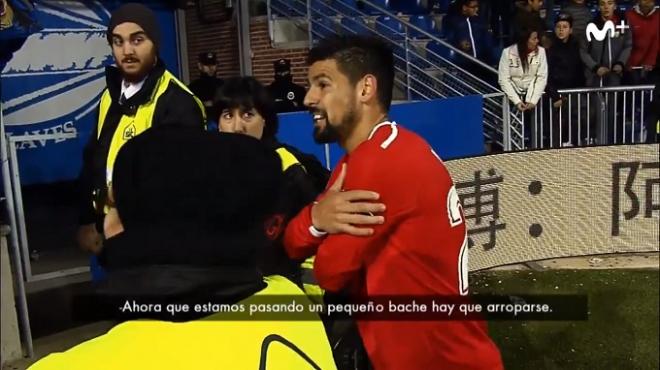 Nolito, dirigéndose a los aficionados sevillistas.