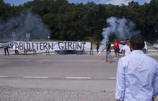 La despedida de la afición del Girona a Machín.