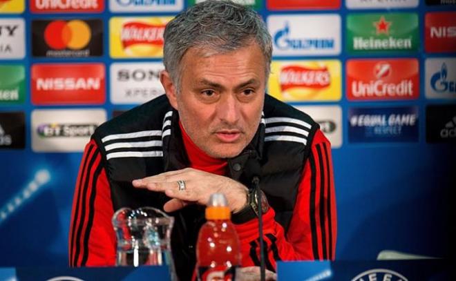 Jose Mourinho, entrenador del Manchester United.