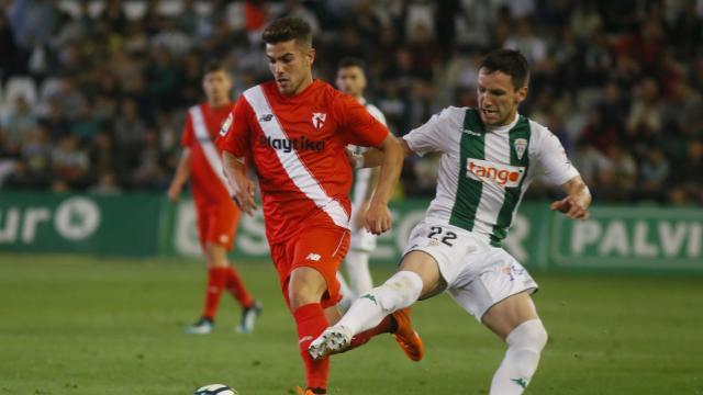 Curro, en el partido entre el Córdoba y el Sevilla Atlético. (Foto: LaLiga).