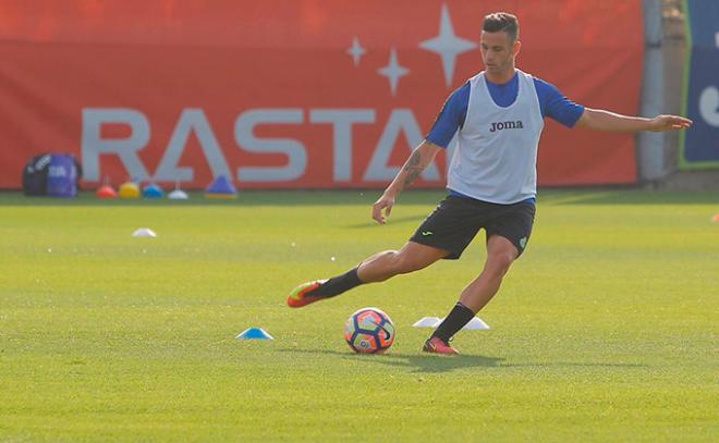 Álvaro Vázquez, en un entrenamiento.