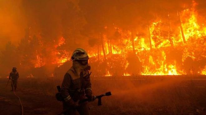 El fuego sigue causando mucho daño en Galicia y Asturias.