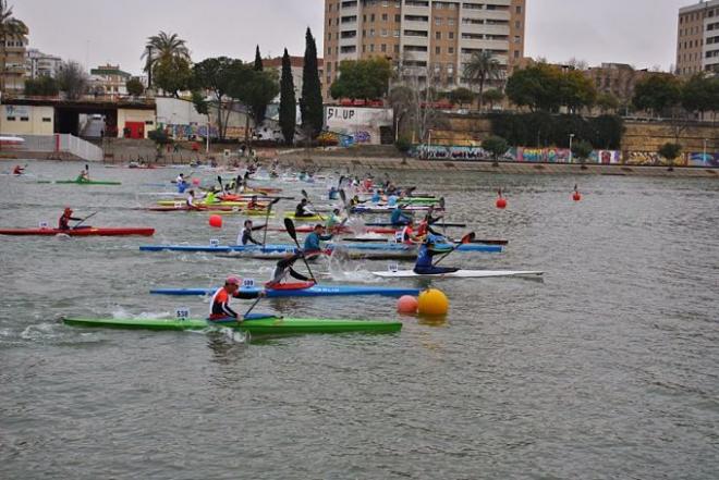 Salida en el Guadalquivir.