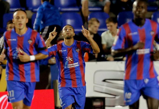 El Zhar anotó su anterior gol ante el Barcelona en la Copa del Rey en enero de 2014.