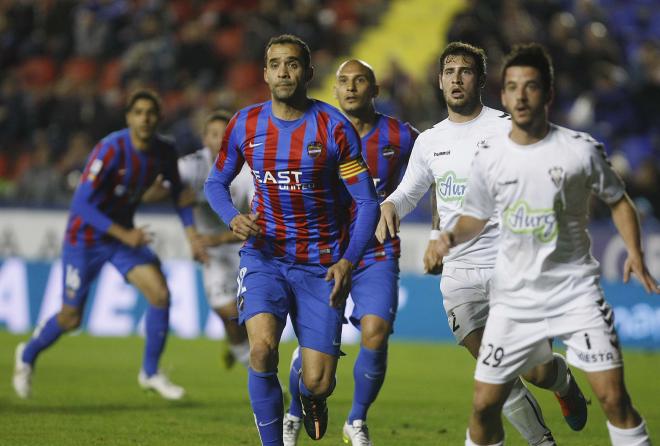 Juanfran, en el partido de vuelta de Copa frente al Albacete (D. González)
