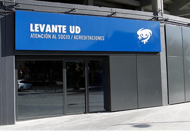 La oficina se ubica en el lugar de la antigua Tenda Granota. (Foto: Levante UD)