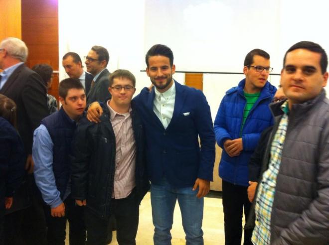 Rubén fue uno de los que mostró su apoyo a la peña Di_Levante en su presentación