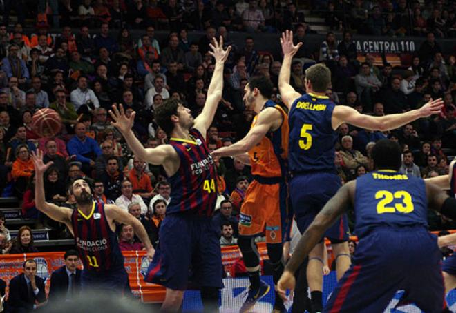 Pau Ribas, el mejor del Valencia Basket en la victoria ante el FC Barcelona (Foto ACB.com)