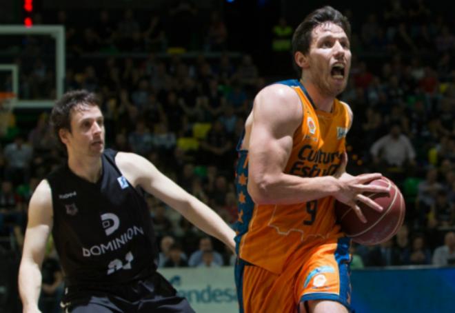 Van Rossom, uno de los mejores del primer partido de la eliminatoria (ACB Photo/A. Arrizabalaga)