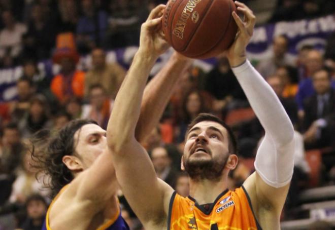 Dubljevic es duda para este vital duelo del Valencia Basket (Foto MA Polo / Valencia Basket)