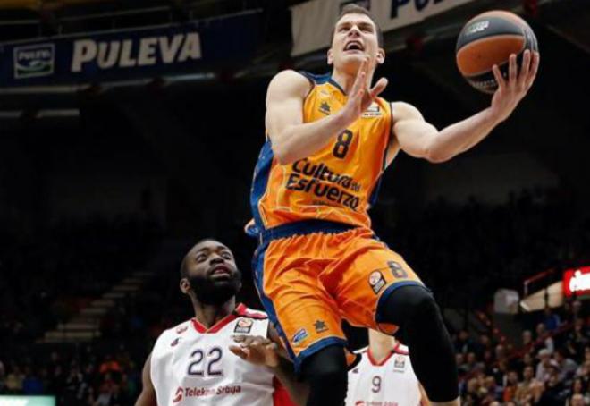 Nedovic no ayudó al Valencia Basket (Foto EFE)