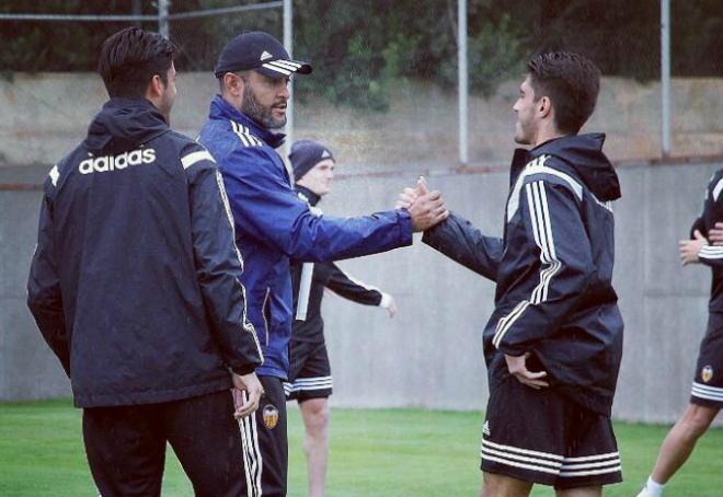 Nacho Vidal ya ha compartido algún entrenamiento con el primer equipo de Nuno (Foto Valencia CF.com / Lázaro de la Peña)