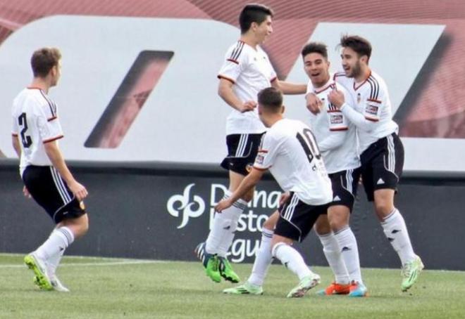 El Valencia Juvenil logró el triunfo en Paterna pero no fue suficiente para ganar la Liga.