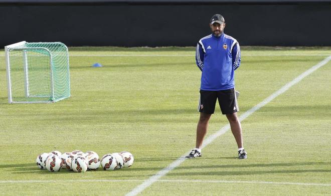 Nuno Espirito Santo, en un entrenamiento de la pasada temporada