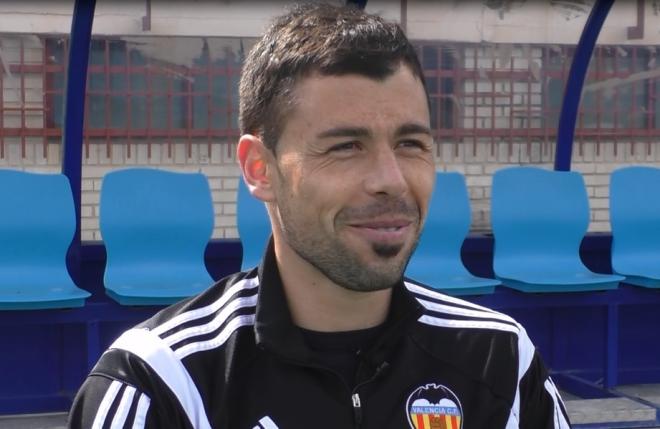 Javi Fuego confía en que puedan quitarle la segunda amarilla y analizó el juego del Valencia.