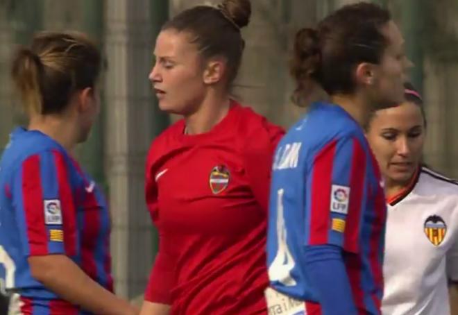 Sandra Paños, portera del Levante UD, fue una de las protagonistas del partido (Imagen: Gol T)