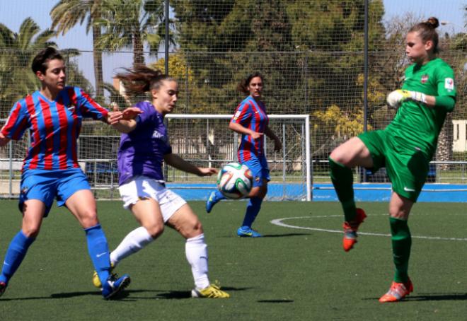 Sandra Paños fue la protagonista del partido entre Levante Femenino y Espanyol marcando el gol de la victoria (Iván González)