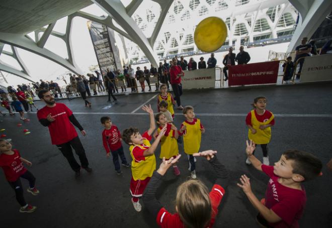 Mini Olimpiadas de los Juegos Deportivos Municipales junto al Maratón Valencia (Foto José Royo / FDM Valencia)