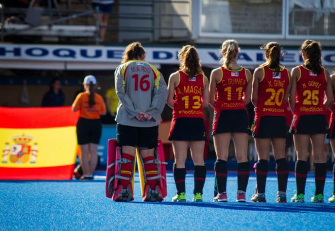 La Selección Española de Hockey hierba femenina, en un partido en Beteró (Foto: Vicente Vidal)