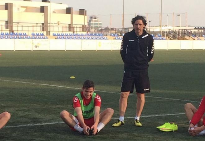 Raúl Garrido era técnico del juvenil.