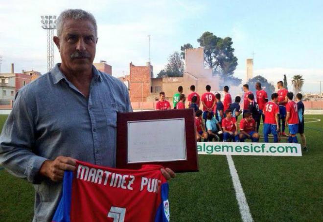 El técnico lleva muchos años preparando a los guardametas granotas