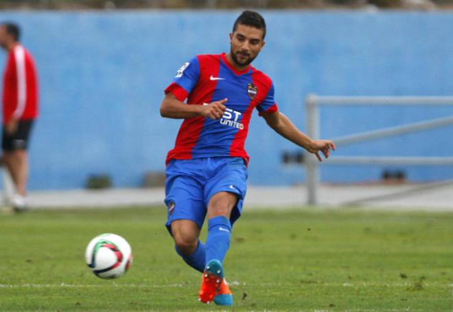 El Atlético Levante UD intentará remontar el vuelo en el siempre complicado campo del Badalona