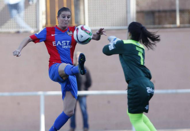 Adriana Martín, delantero del Levante UD Femenino