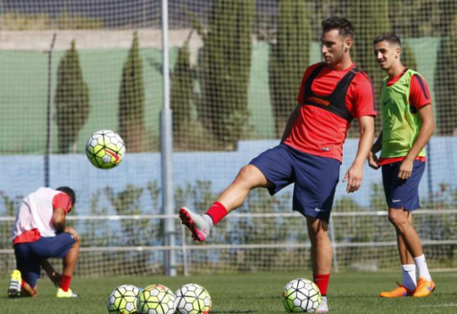 Iván López, jugador del Levante UD, en un entrenamiento