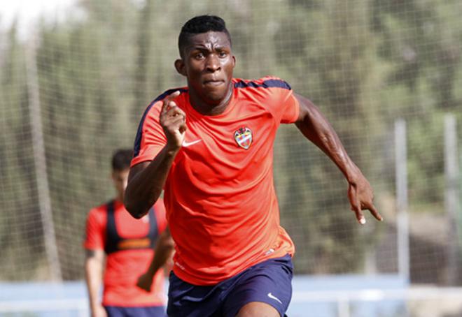 Lerma en un entrenamiento del Levante UD