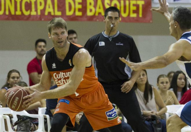 El islandés, en un partido con Valencia Basket.