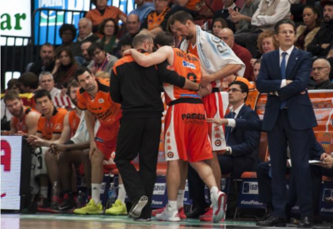 Van Rossom, base del Valencia Basket, estará un mes lesionado (Isaac Ferrera)