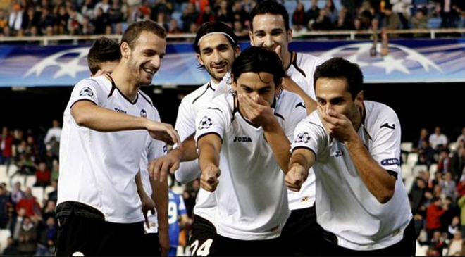 Los jugadores celebraron el primer gol de una forma muy peculiar.