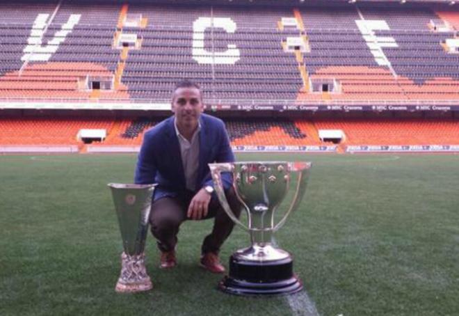 El ex portero regresa al Valencia CF, como preparador de porteros del filial.