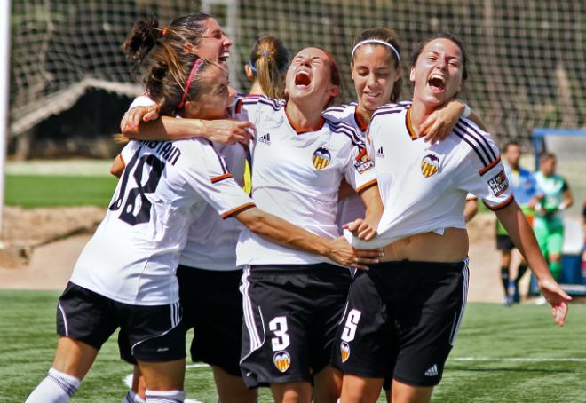 Los goles de Ivana y Mari Paz dan la segunda victoria al Valencia CF Femenino (Foto:   A.Iranzo)