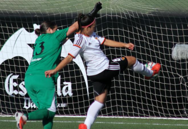 Mari Paz Vilas, pichichi del Valencia, ha vuelto a marcar gol. (Foto: Valencia CF)