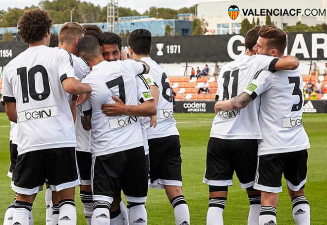 El Mestalla celebra un gol. (Foto: Valencia CF)