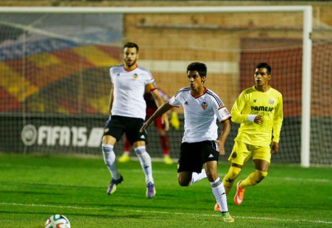 El Valencia Mestalla vs Villarreal no será el único derbi en el Grupo III. (Foto: Valencia CF)