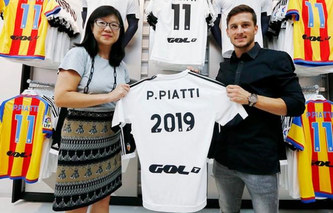 Pablo Piatti ha ampliado su contrato tres años más con el Valencia. (Foto: L. de la Peña)