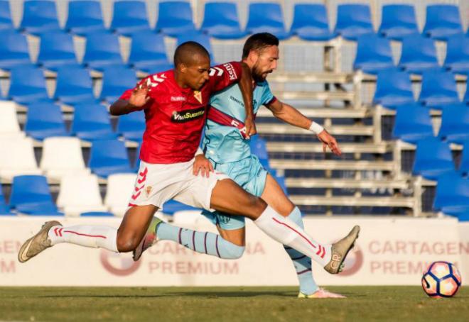 Morales, durante el partido de la pasada pretemporada del Levante UD contra el Real Murcia.