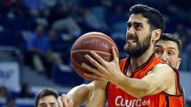 Valencia Basket sufrió para ganar a Estudiantes. (Foto: EFE)