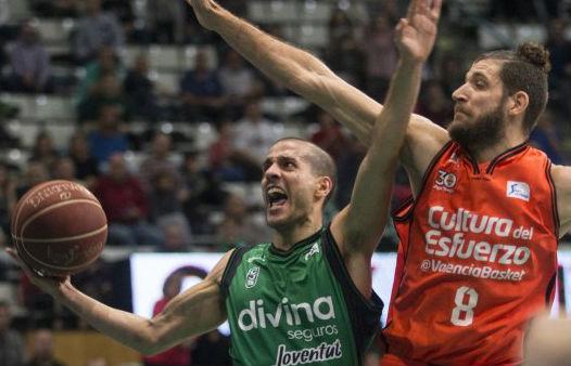 Diot ante el Joventut.