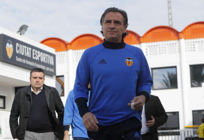 Prandelli llega serio. Está dispuesto a hacer historia en el Valencia. (Foto: David González)