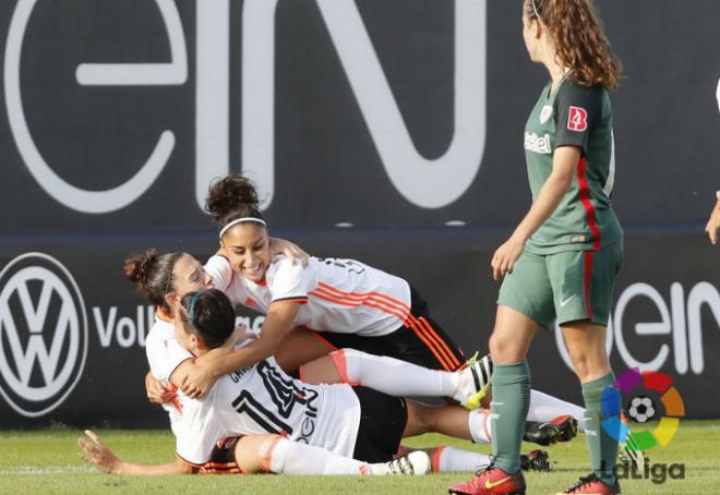 El Valencia celebrando uno de los goles anotados esta temporada al Athletic. (Foto: La Liga)