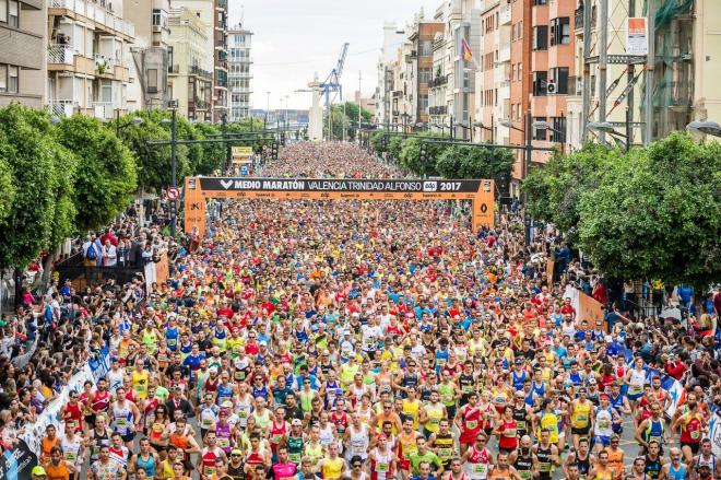 Medio Maratón y el Maratón València Trinidad Alfonso mueven la ciudad.